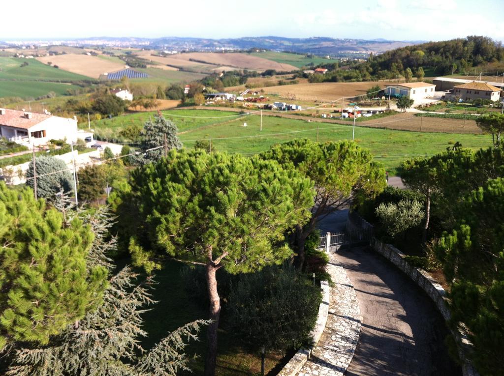 B&B La Torretta Tavullia Buitenkant foto